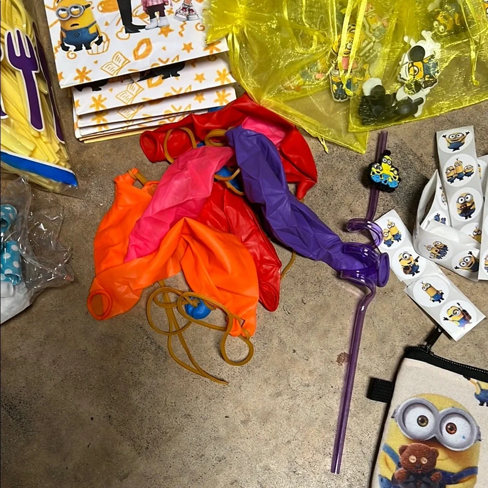Yellow Disposable Tableware Party Supplies Set